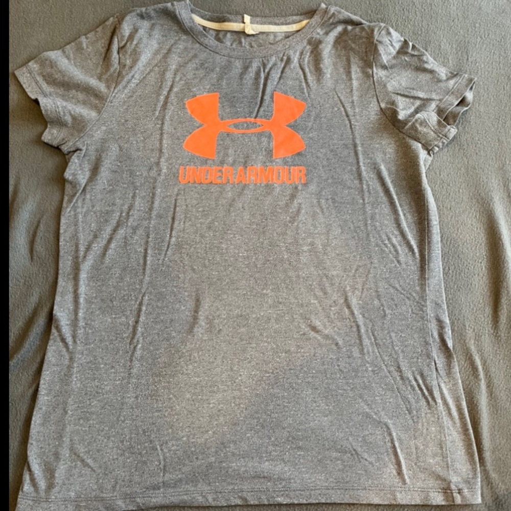 Gray Under Armour T-Shirt